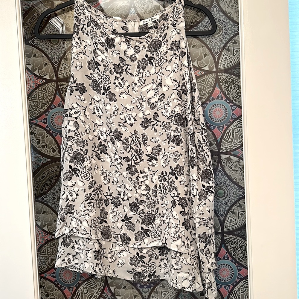 Emma & Olivia hi neck tank top